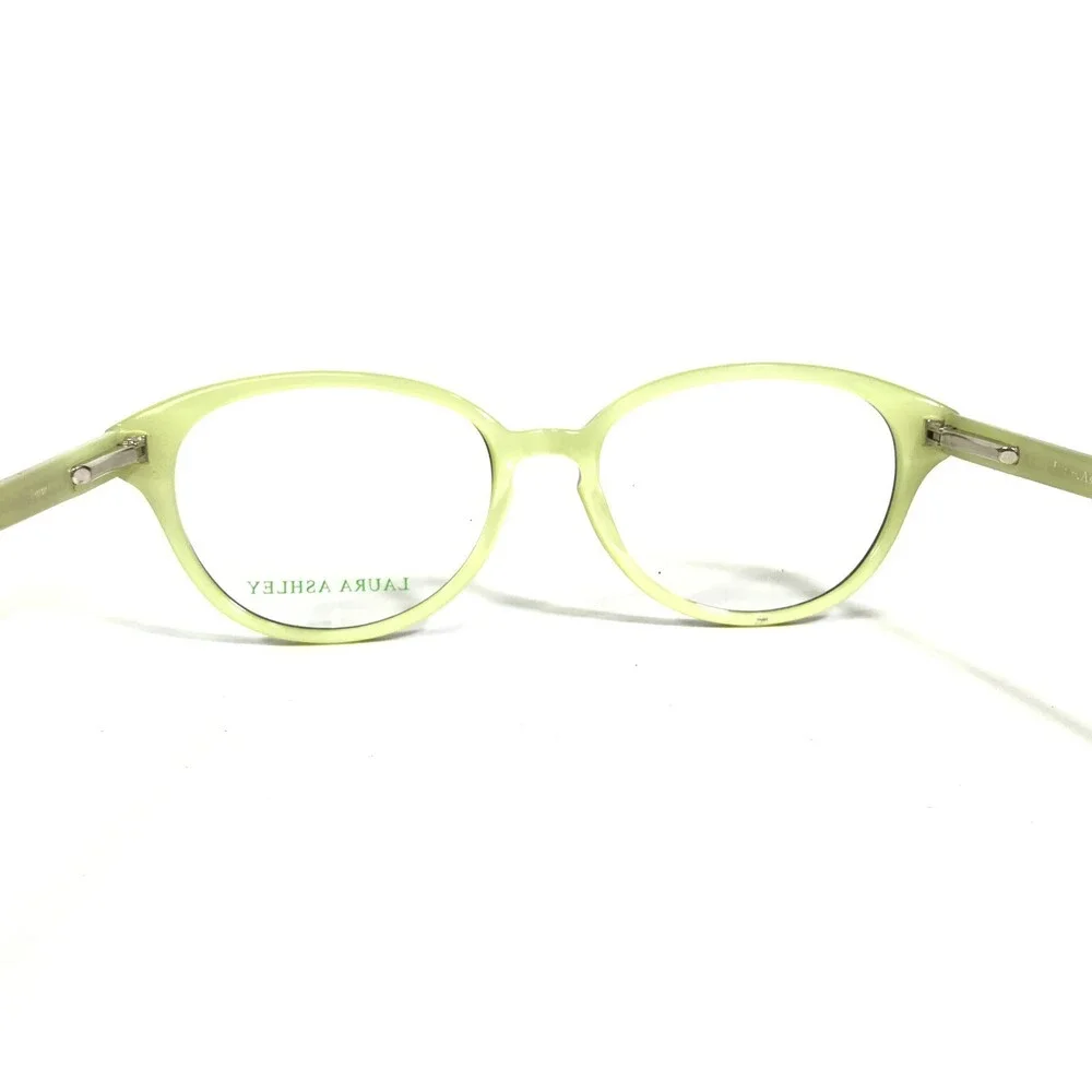 Laura Ashley demo lenses